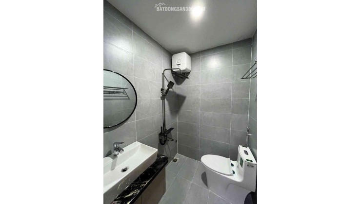 Bán nhà 3 tầng view sông Hàn thích hợp ở  kinh doanh